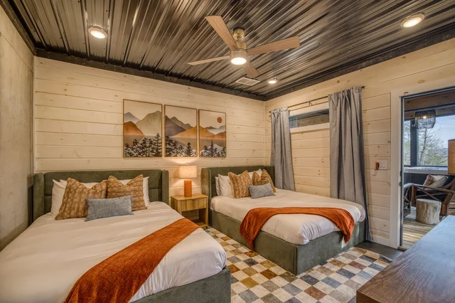 Bedroom image 1
