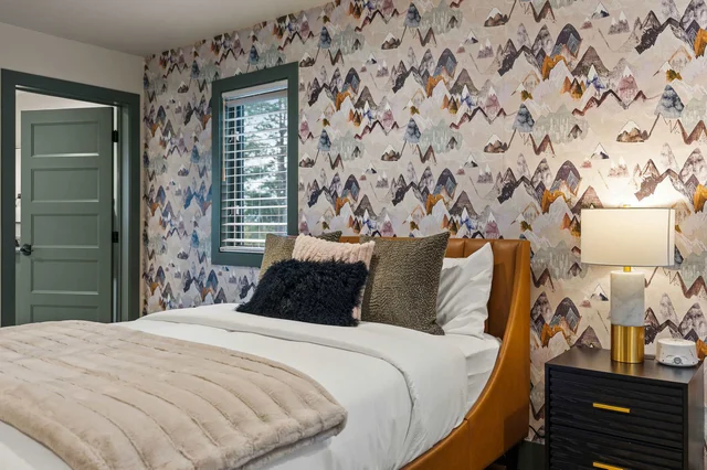 Bedroom image 1