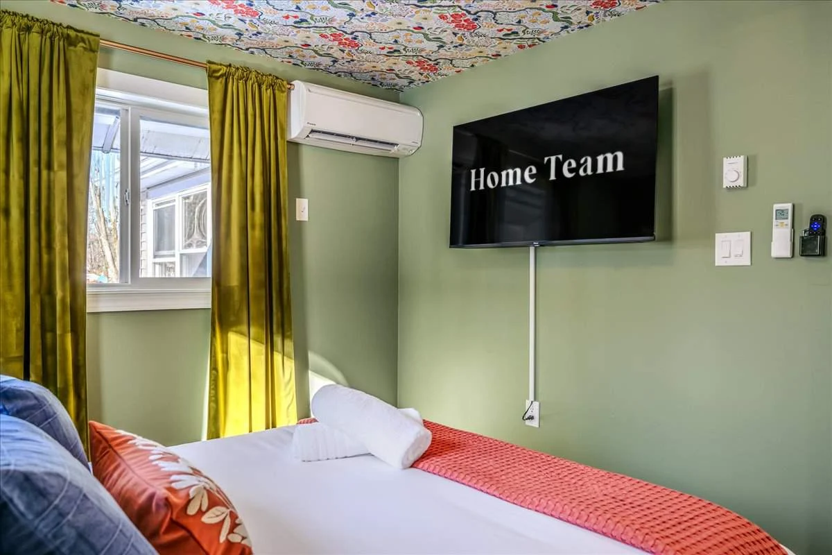 Bedroom image 1