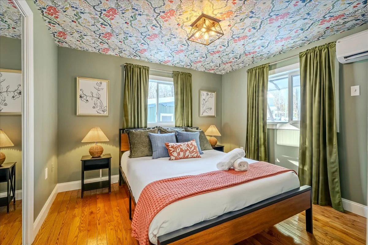 Bedroom image 1