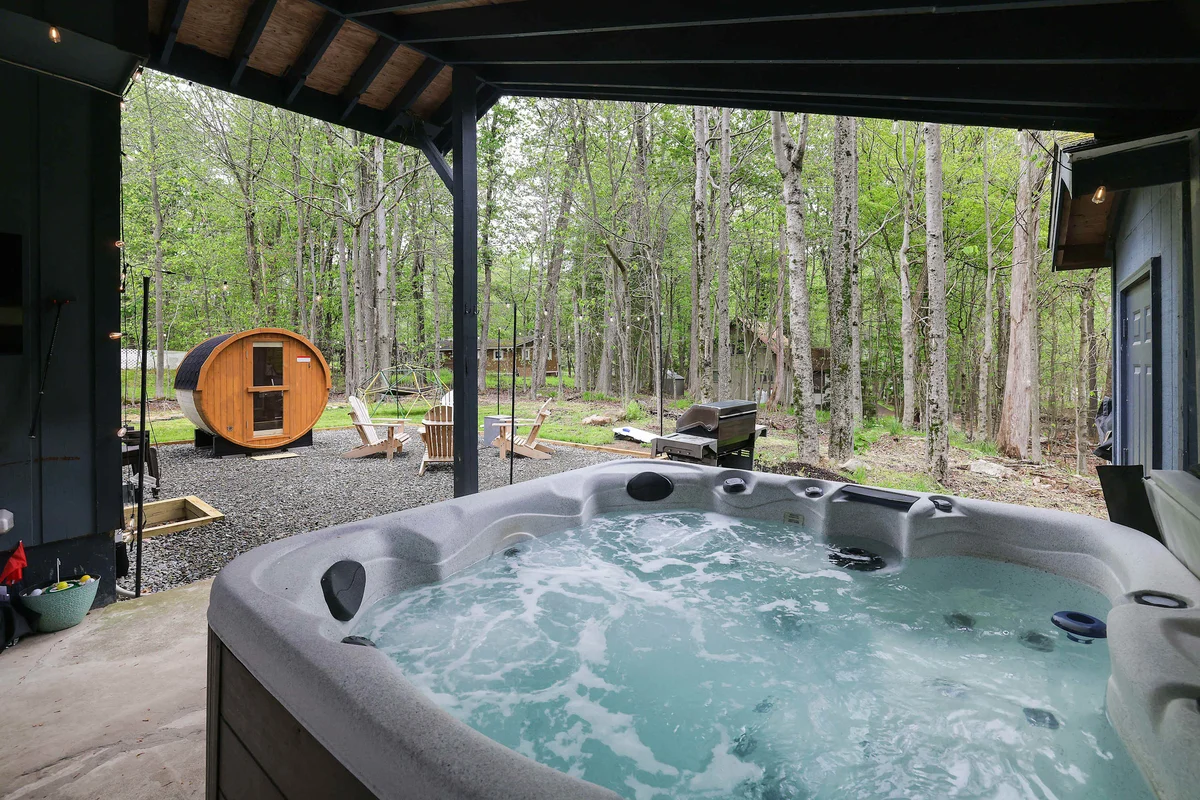 Bluewood Escape: Sauna, Hot Tub, Game Room property photo 5