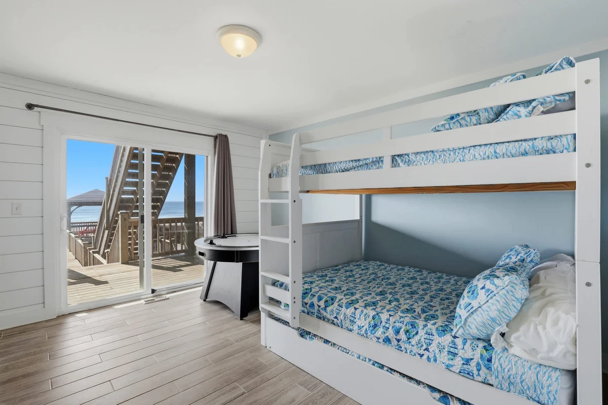 Bedroom image 1