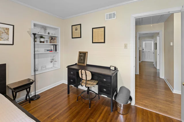 Bedroom image 1