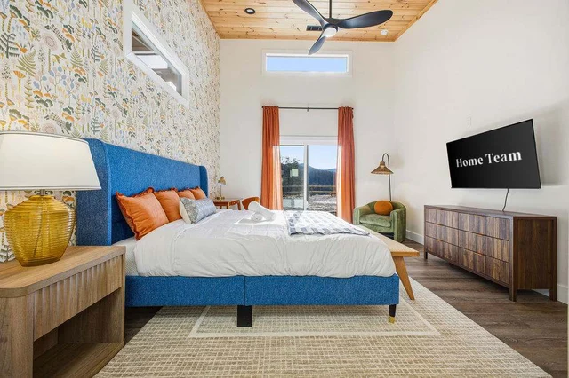 Bedroom image 1