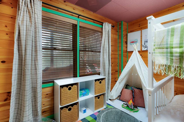 Bedroom image 1