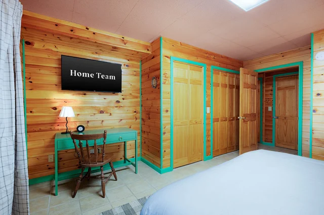 Bedroom image 1