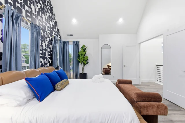 Bedroom image 1