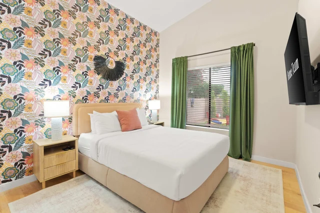 Bedroom image 1