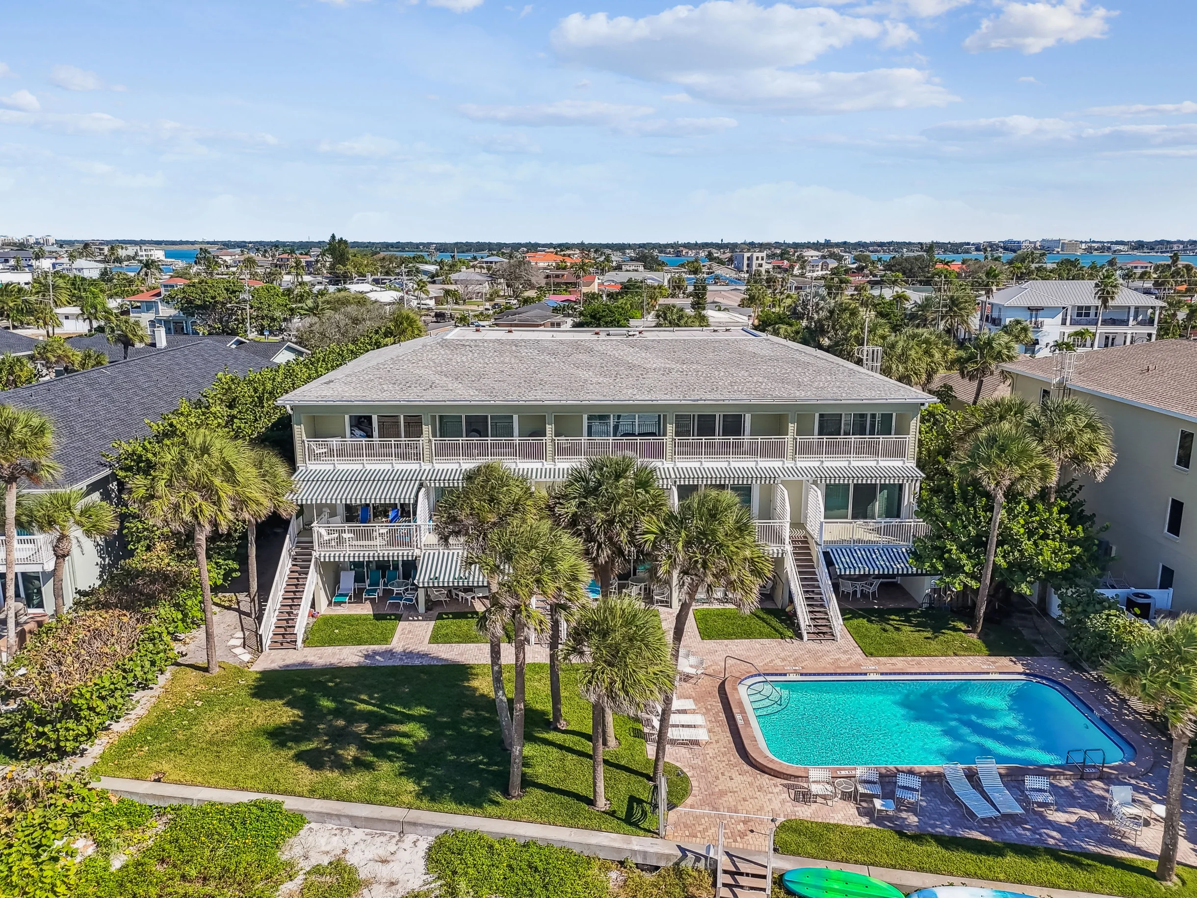 Condo in Belleair Beach property photo 4