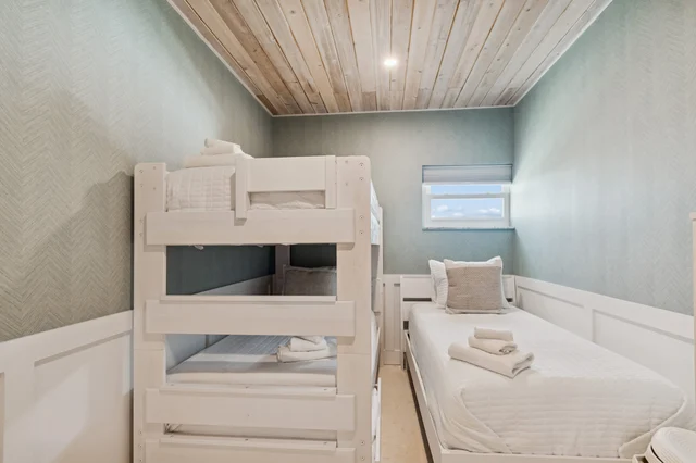 Bedroom image 1