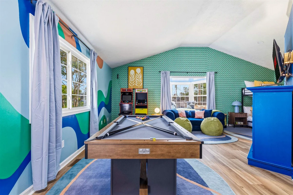 Indy Game House, Hot Tub + Basketball property photo 2