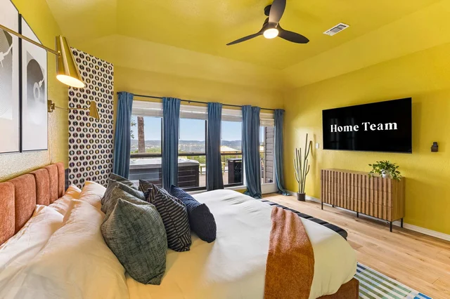 Bedroom image 1