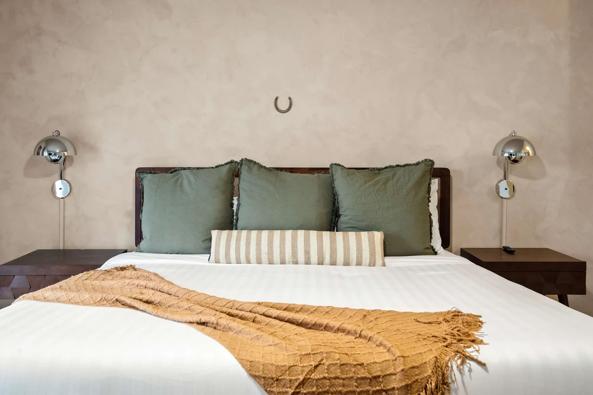 Bedroom image 1