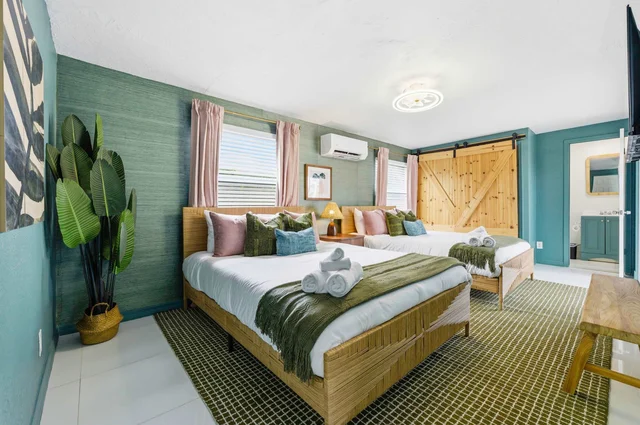 Bedroom image 1