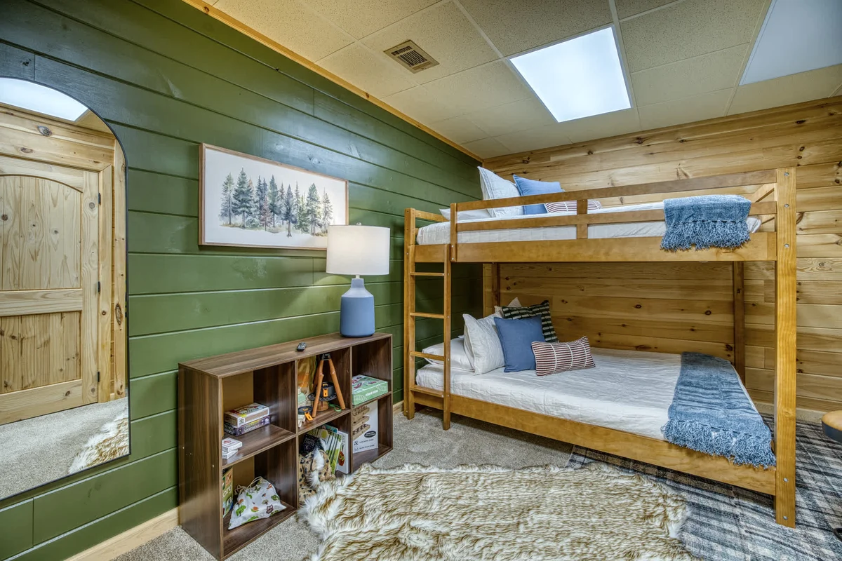 Bedroom image 1