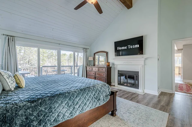Bedroom image 1
