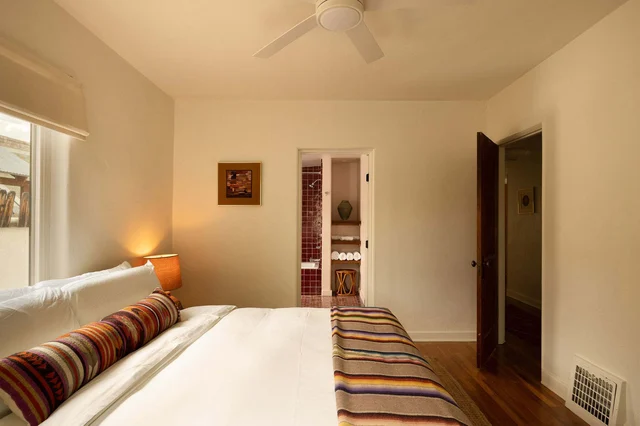Bedroom image 1