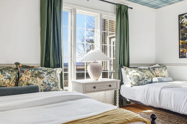 Bedroom image 1