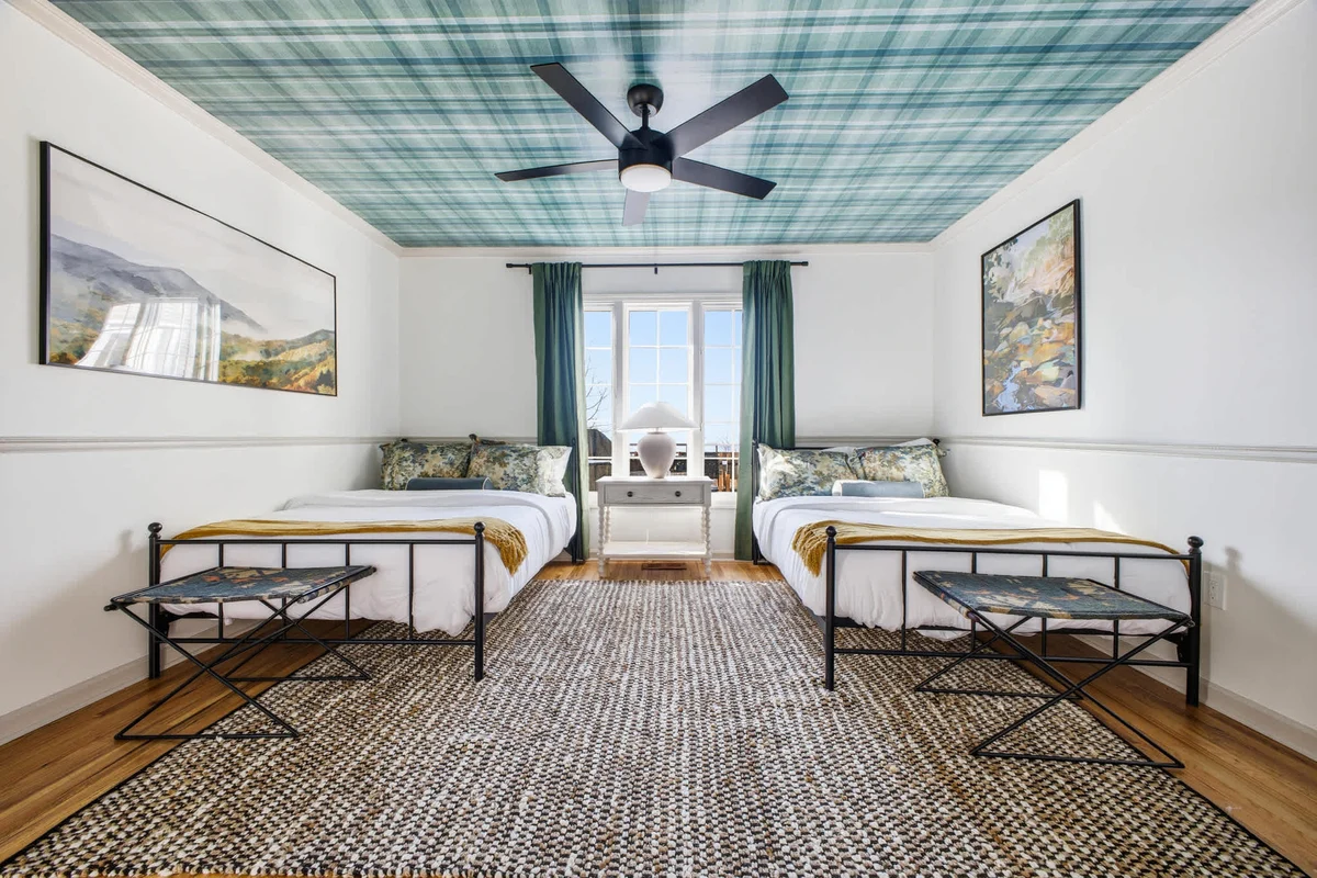 Bedroom image 1