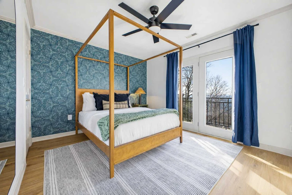 Bedroom image 1