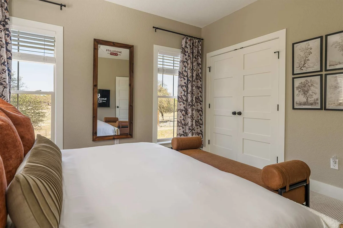 Bedroom image 1