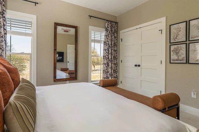 Bedroom image 1
