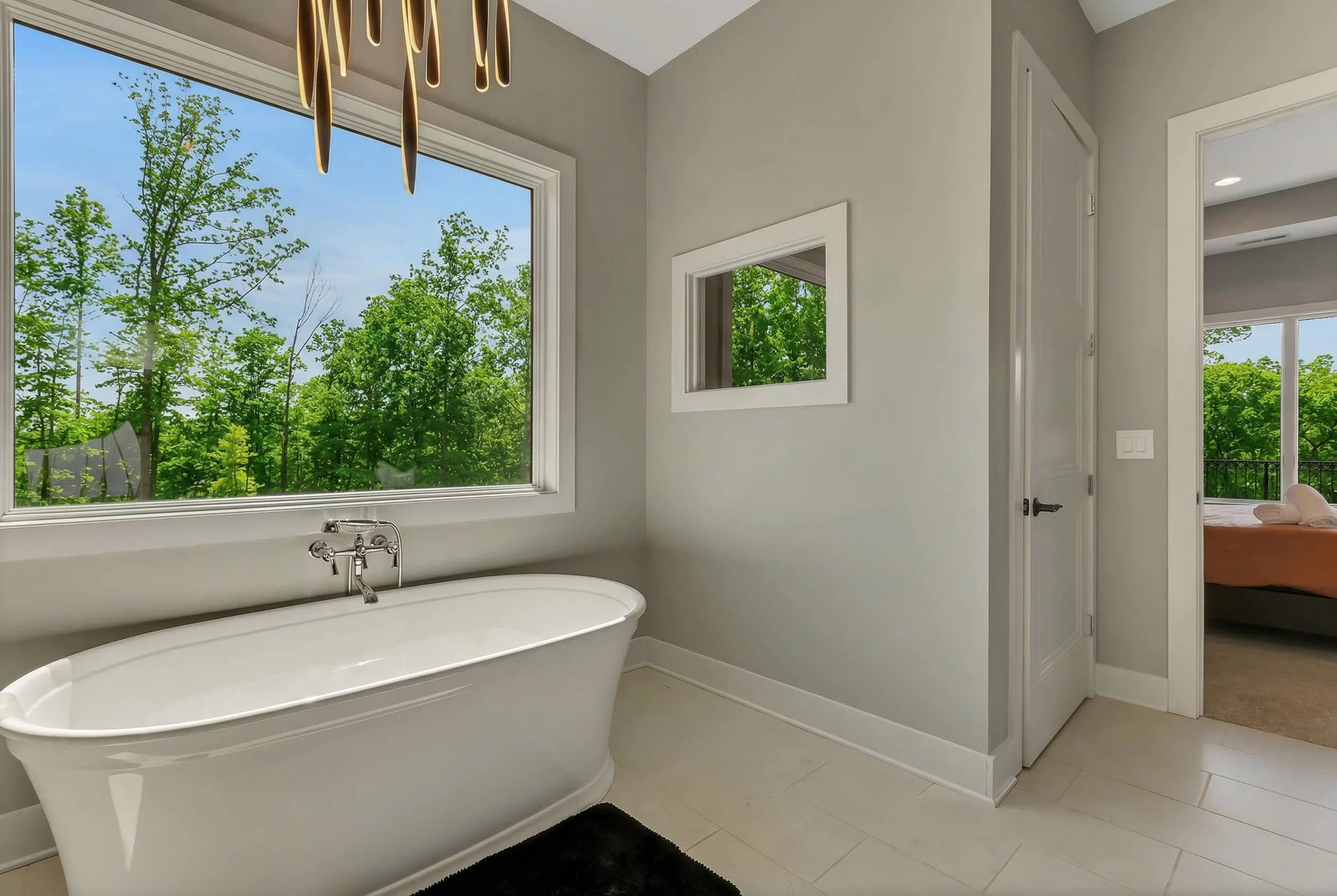 Home in Canton property photo 3