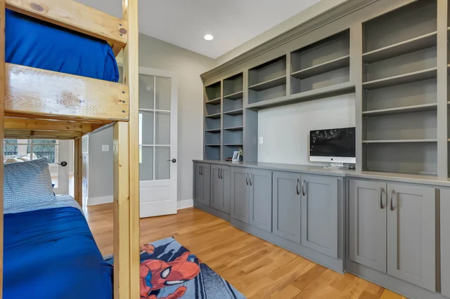 Bedroom image 1