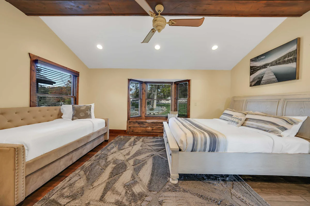 Bedroom image 1