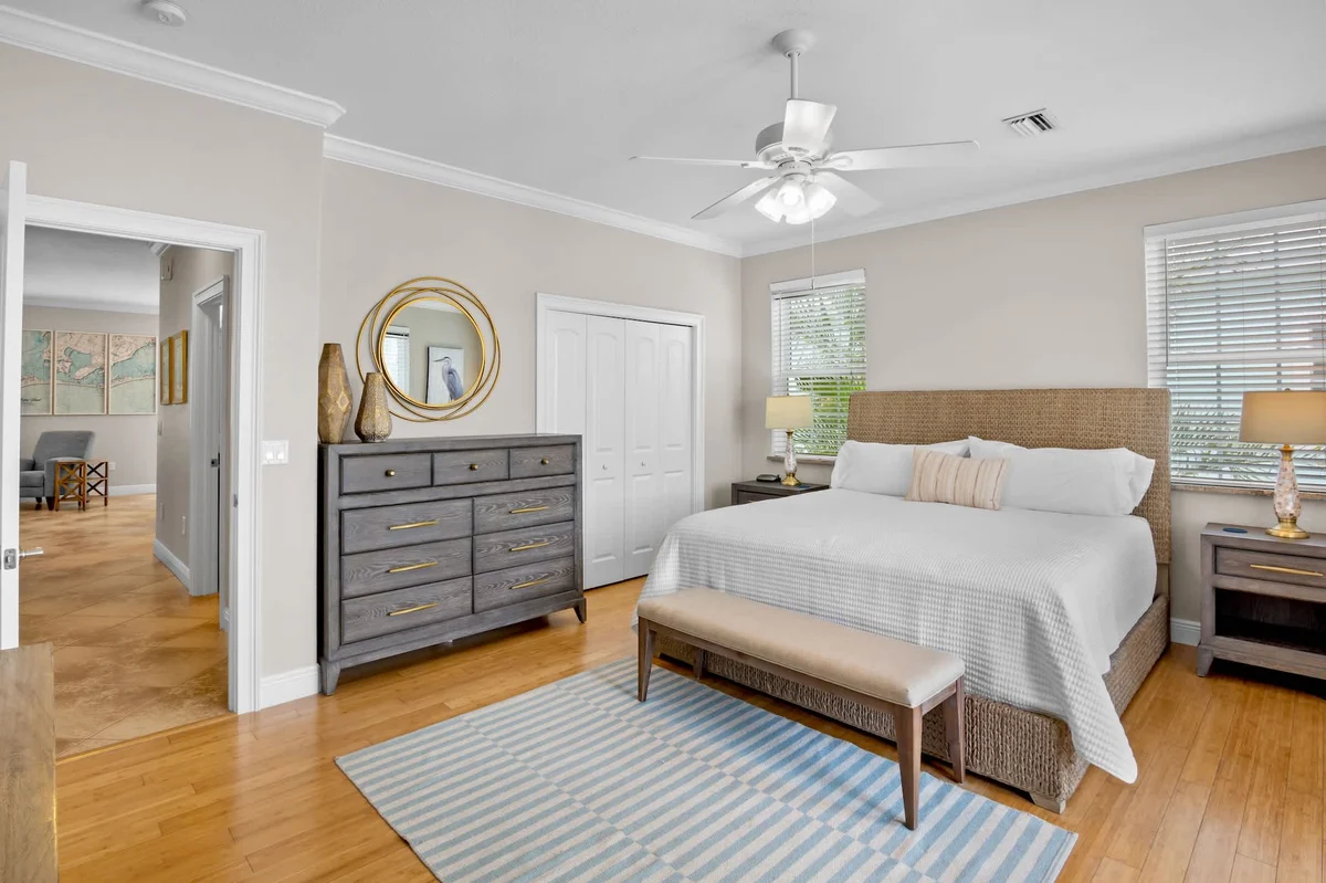 Bedroom image 1