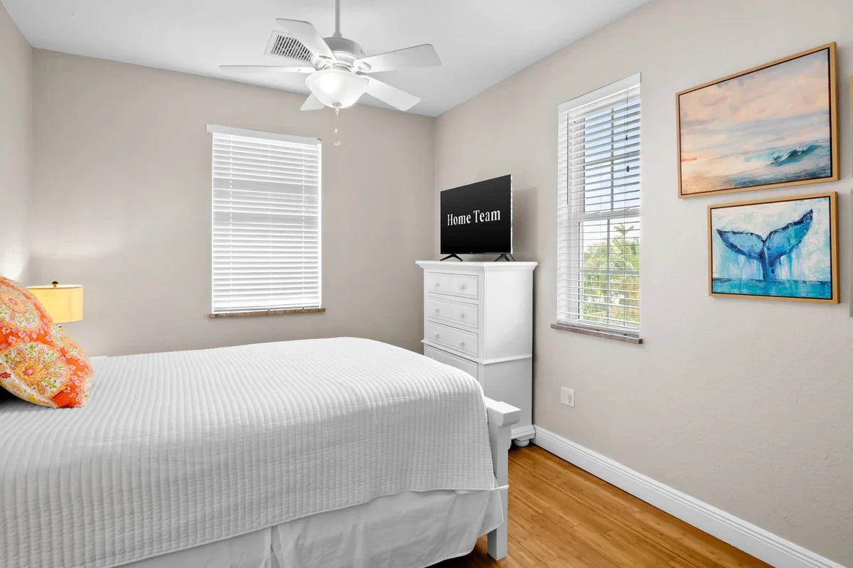 Bedroom image 1