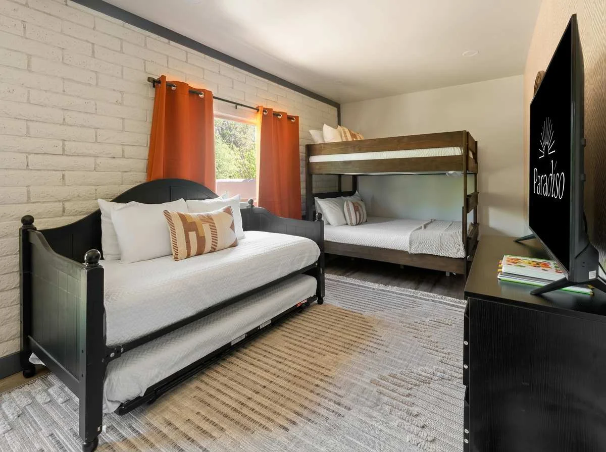 Bedroom image 1