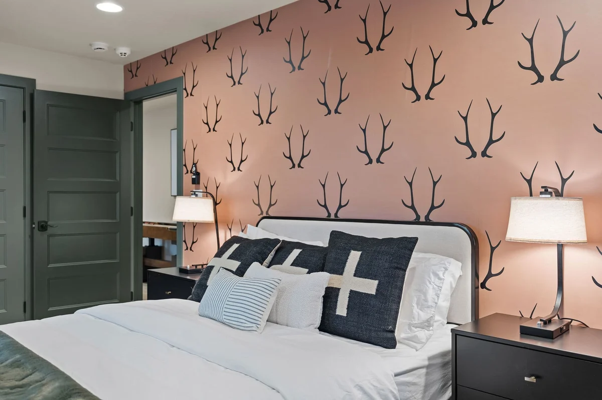 Bedroom image 1
