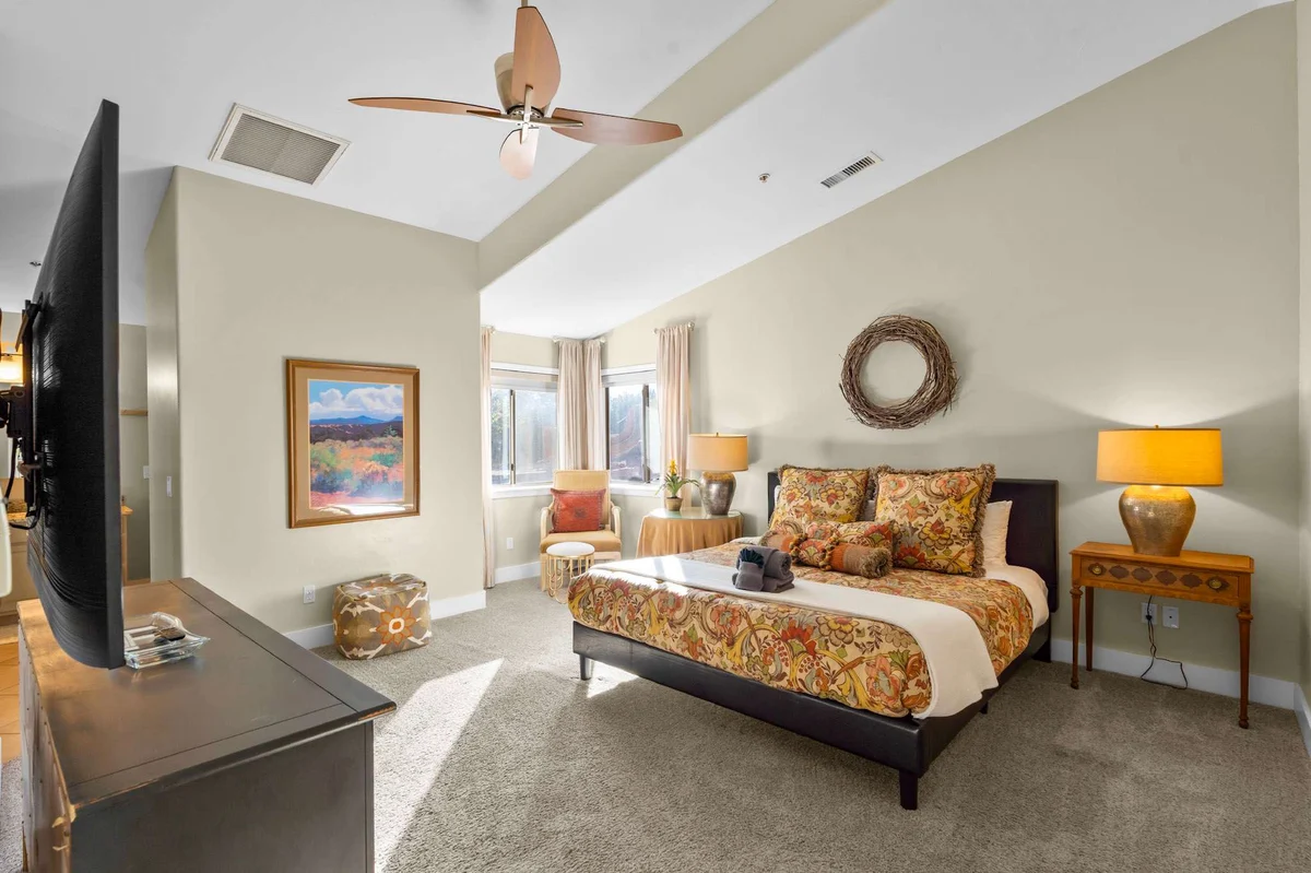 Bedroom image 1
