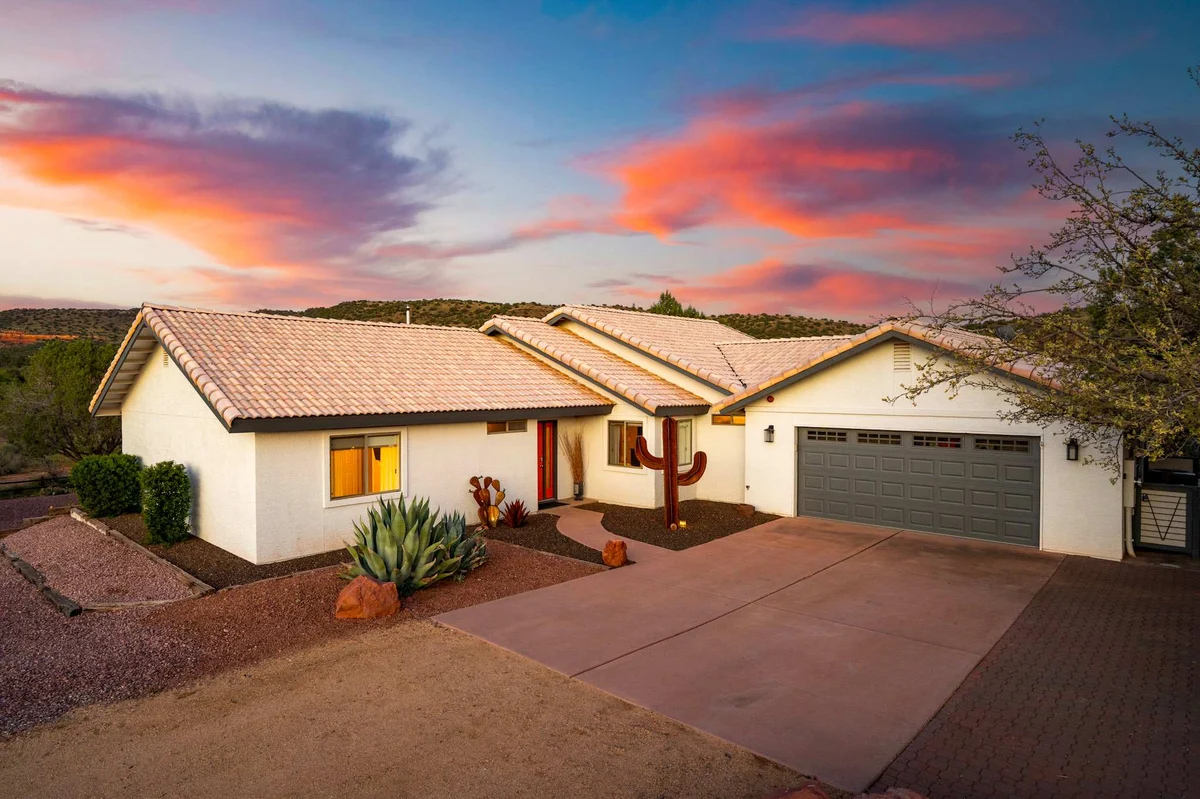 Home in Sedona property photo 3