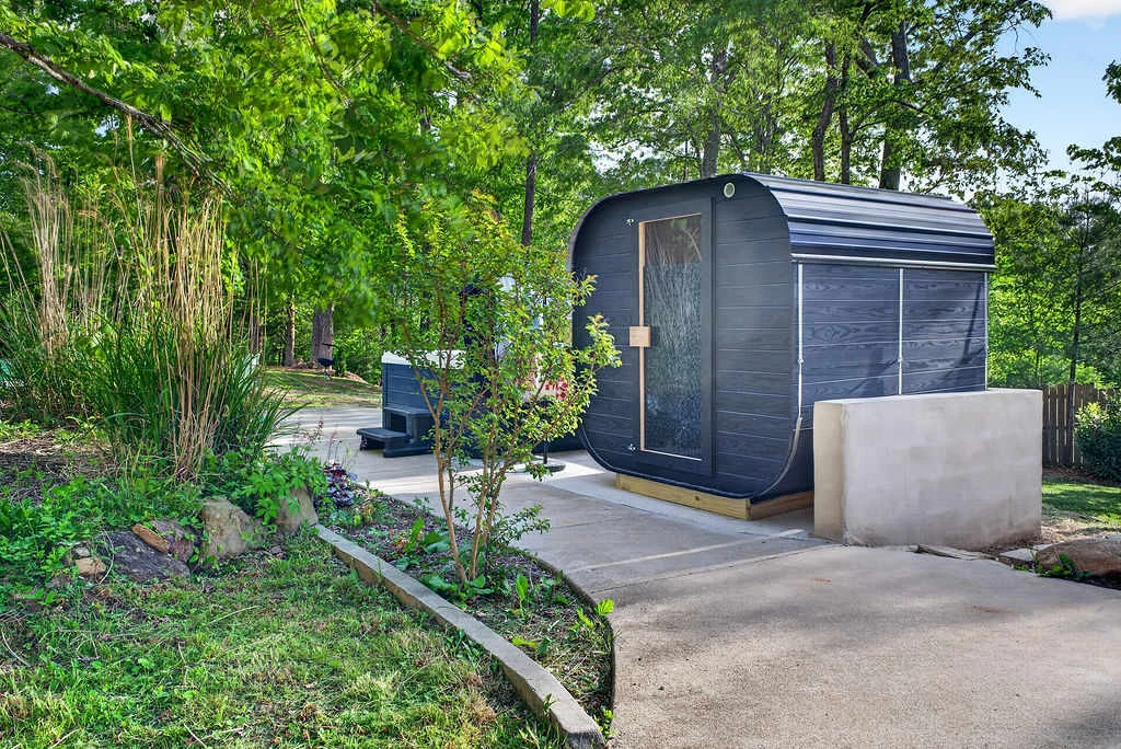 Home in Asheville property photo 5