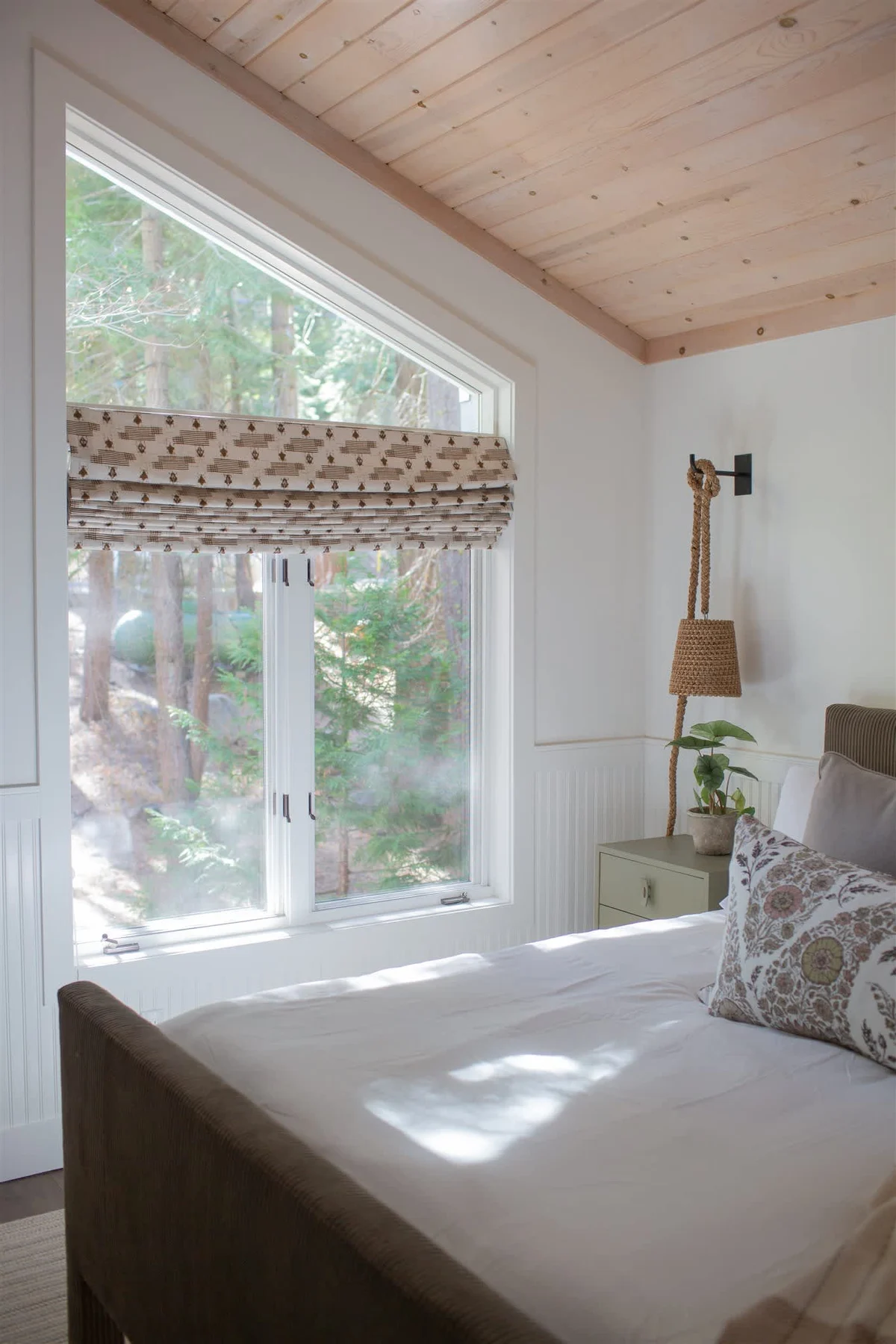Bedroom image 1