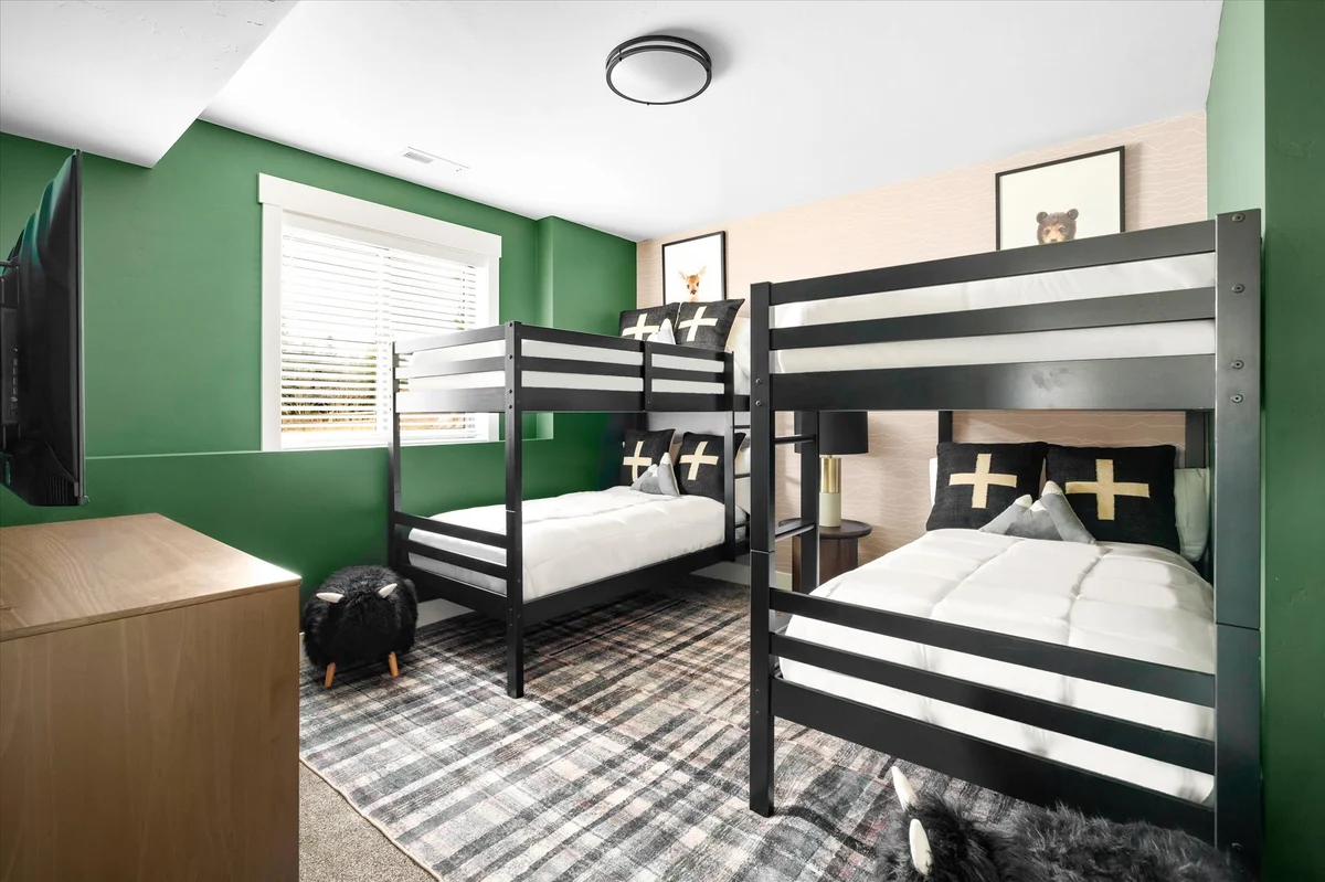 Bedroom image 1