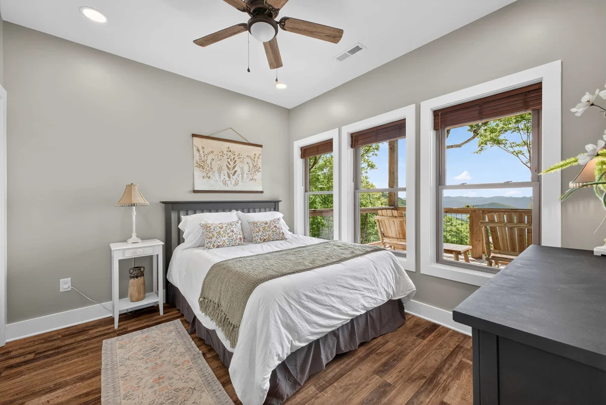 Bedroom image 1
