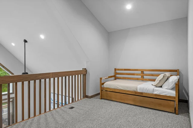 Bedroom image 1