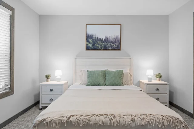 Bedroom image 1