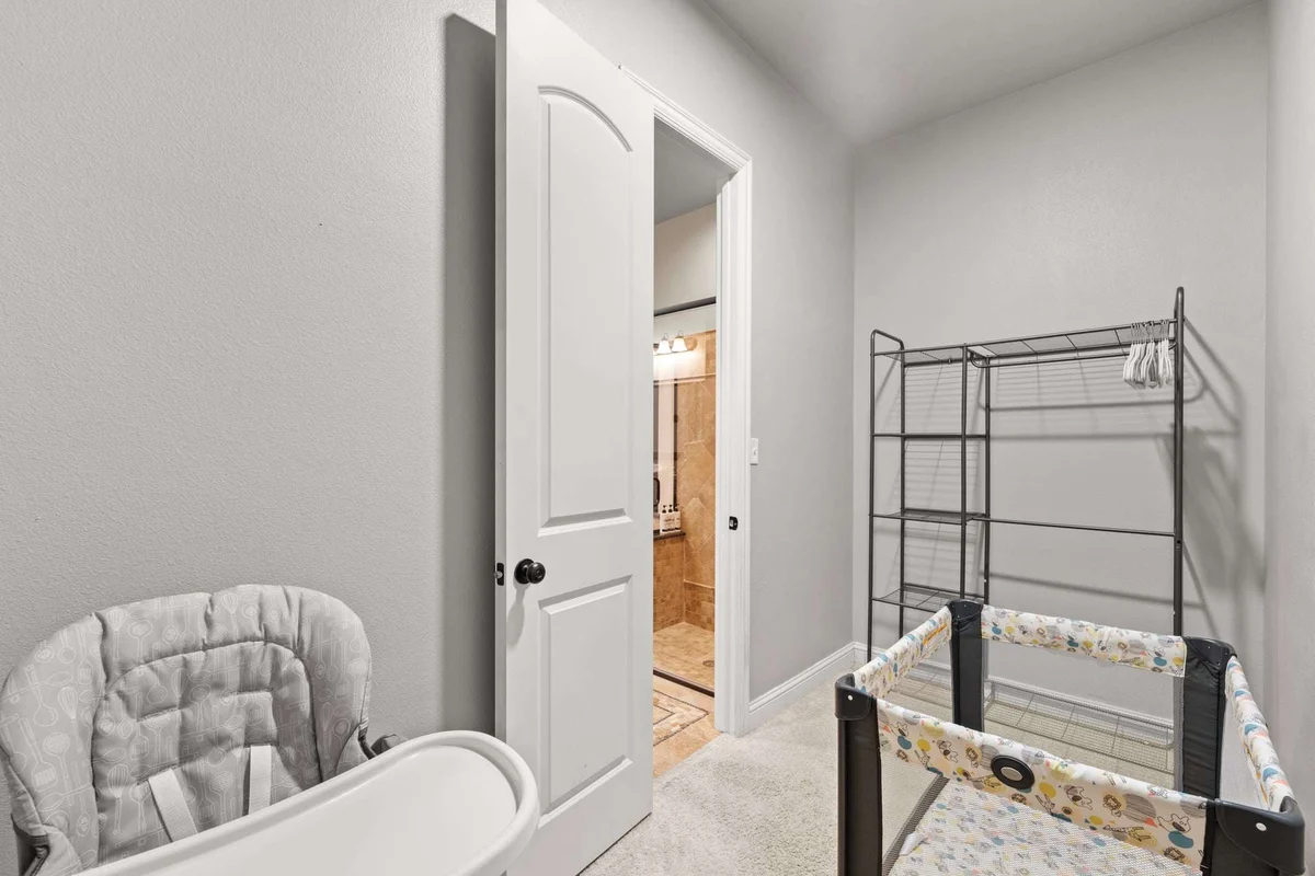 Bedroom image 1