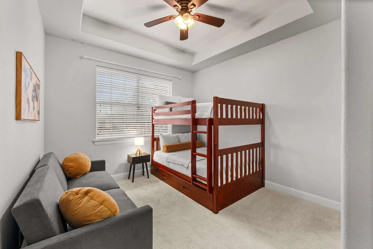 Bedroom image 1