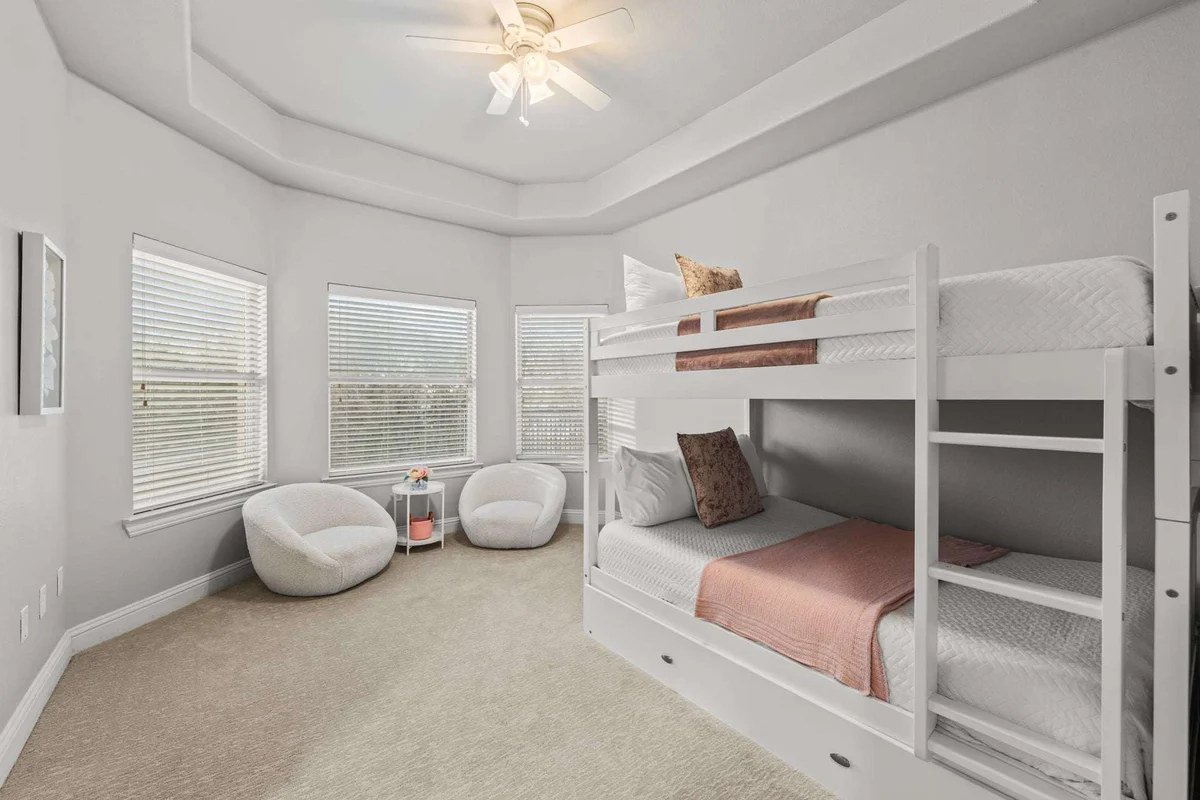 Bedroom image 1