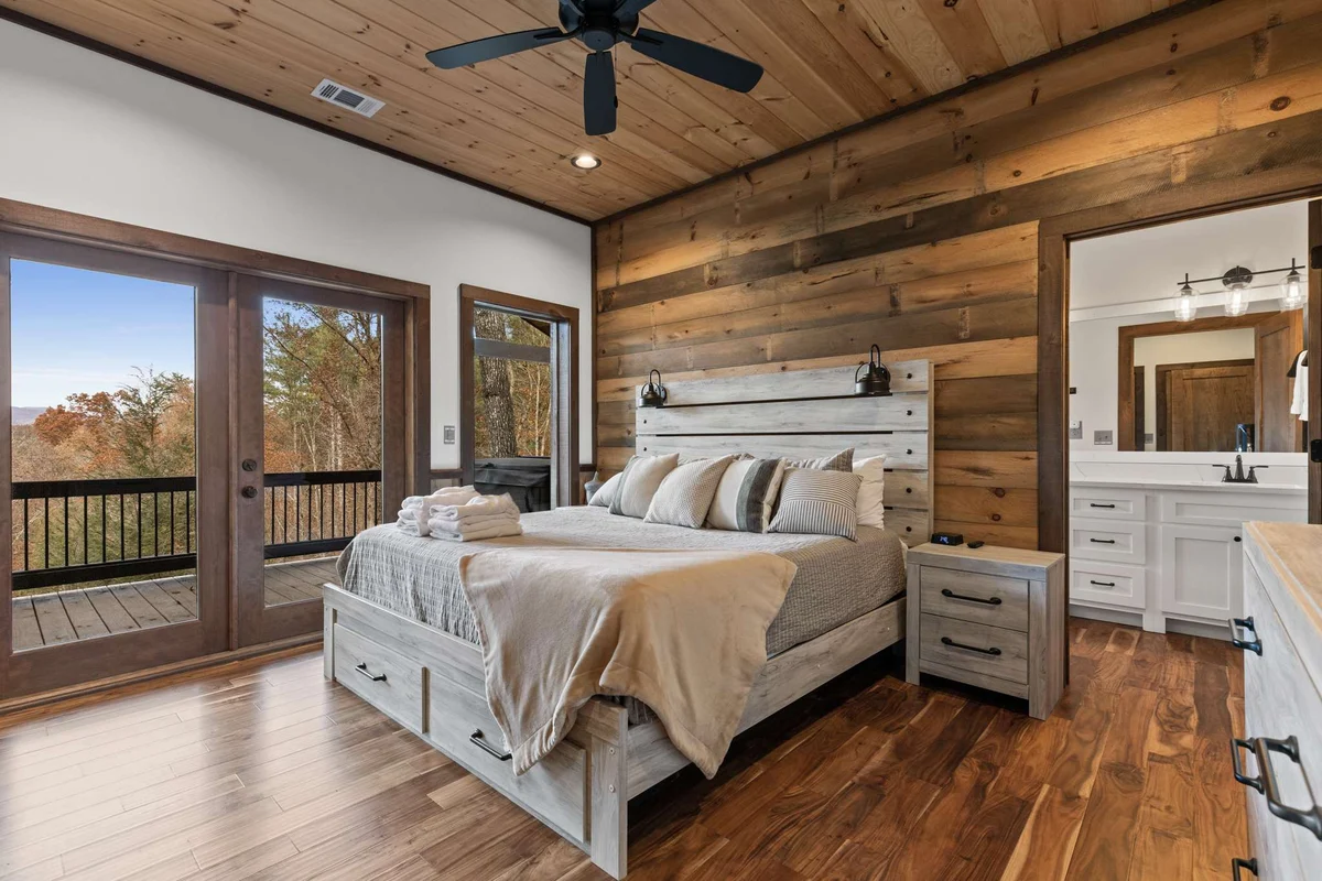 Bedroom image 1