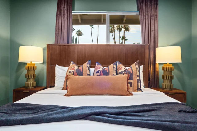 Bedroom image 1