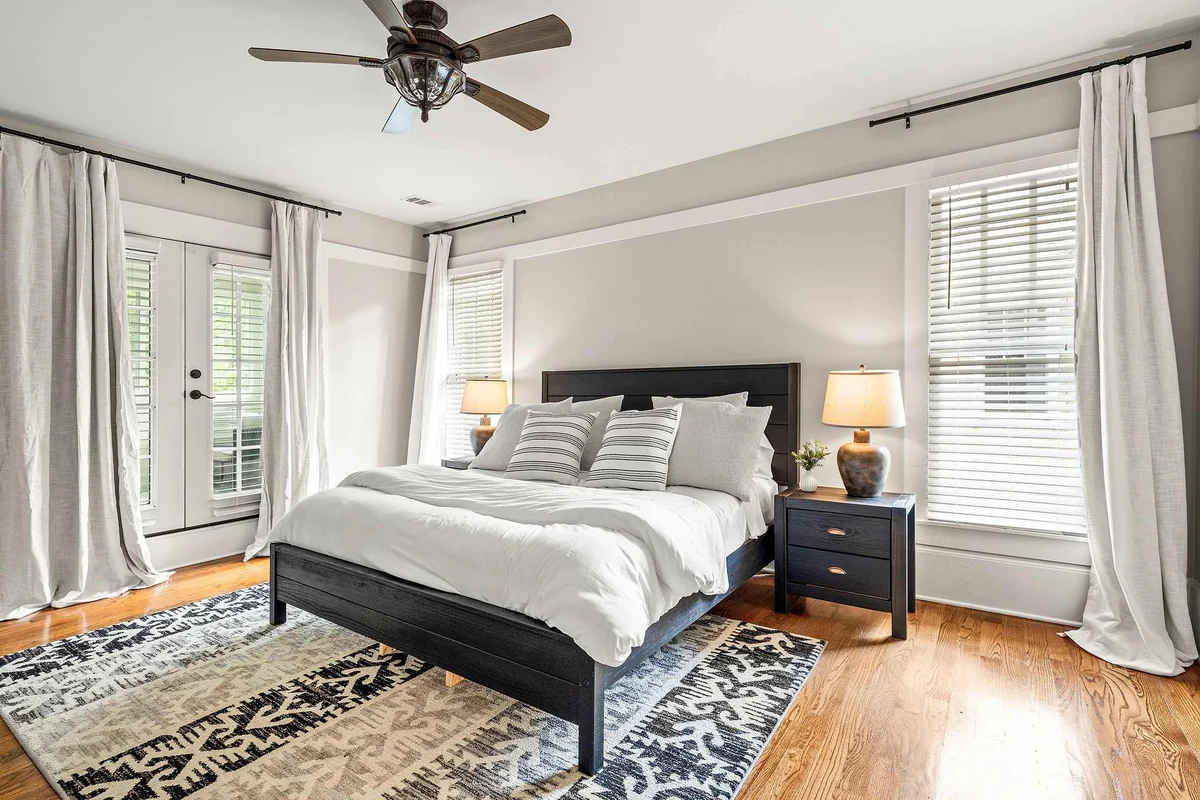 Bedroom image 1