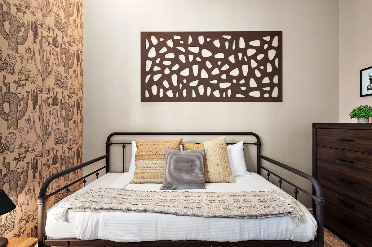 Bedroom image 1