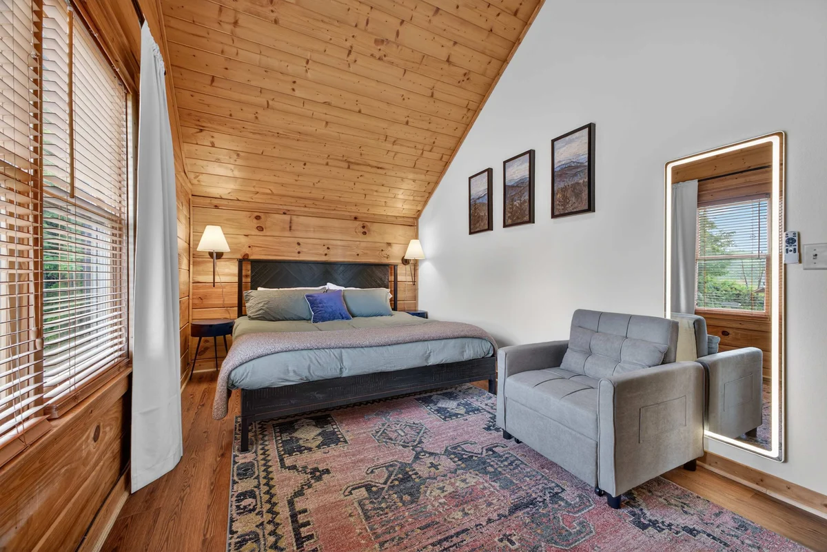 Bedroom image 1