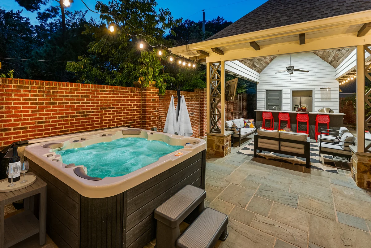Home in Memphis property photo 5